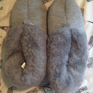 Grey fur lined slippers never worn